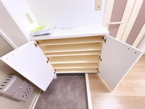 レジデンウタムラの内装