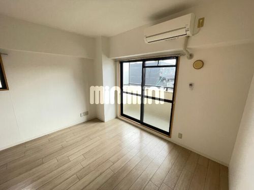 キャッスルⅣの居間