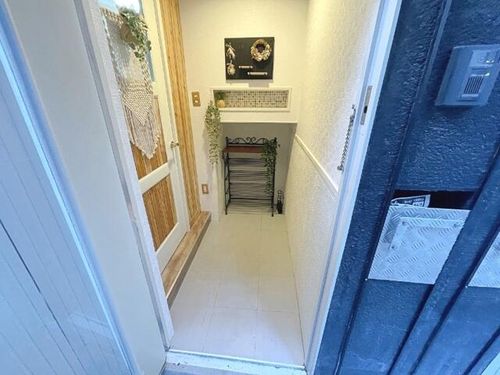 大阪府大阪市都島区都島本通2丁目(アパート)の賃貸物件の玄関