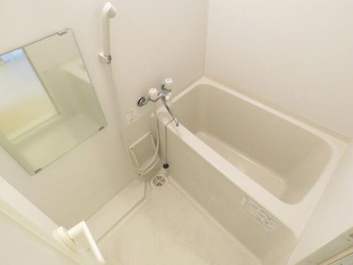 デリカ末盛の風呂