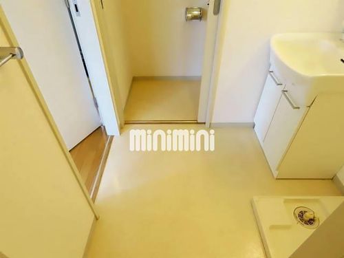 デリカ末盛の内装