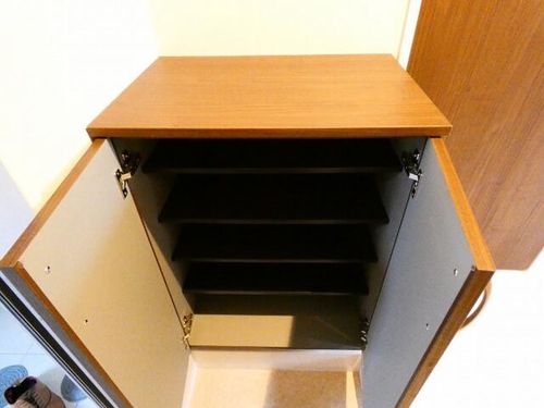 福岡県春日市光町3丁目(アパート)の賃貸物件の玄関