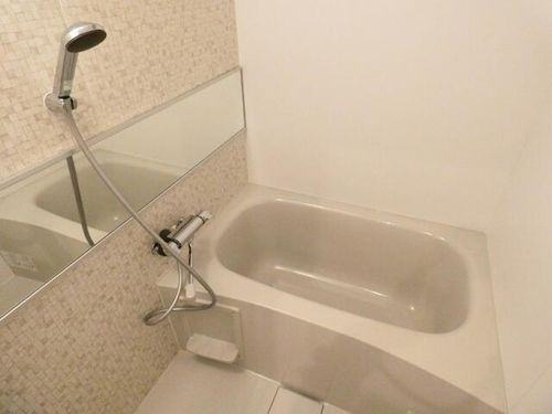 福岡県春日市光町3丁目(アパート)の賃貸物件の風呂