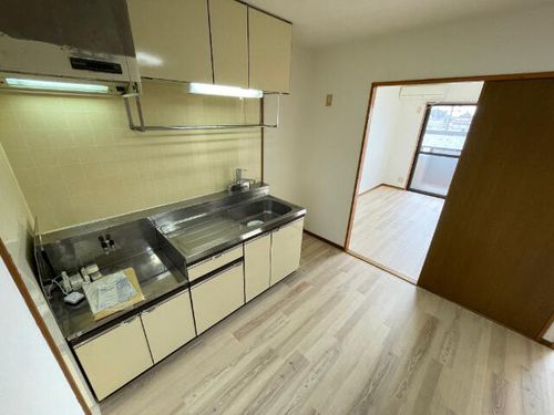 イーストタウンのキッチン