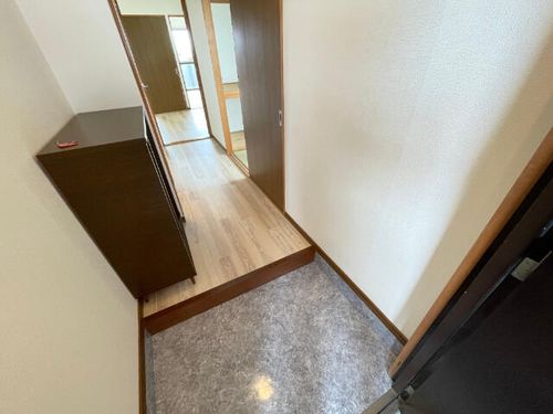 イーストタウンの玄関