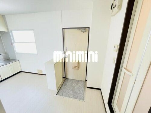 グリーンパークやしきの玄関