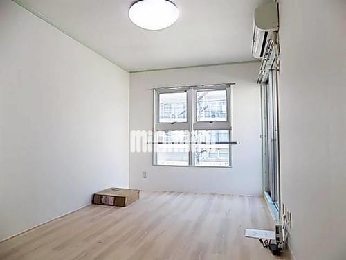 シティライフ八事の居間