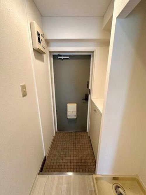 第6パークビルの玄関