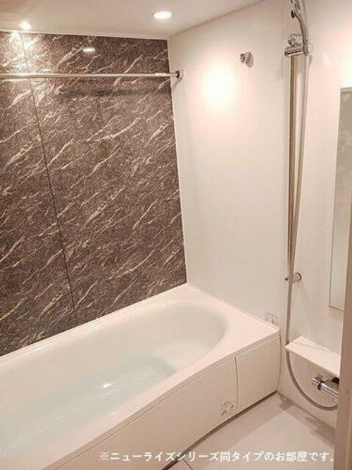 デスパシオ氷上Iの風呂