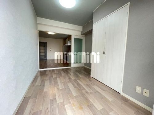 ライジングサン安城の内装