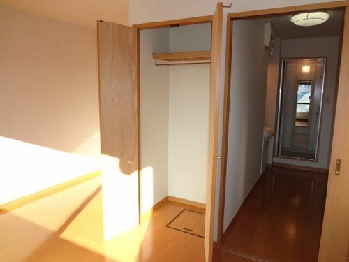 ラルジュ柳森の内装