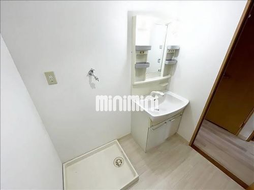 三和ビルの内装