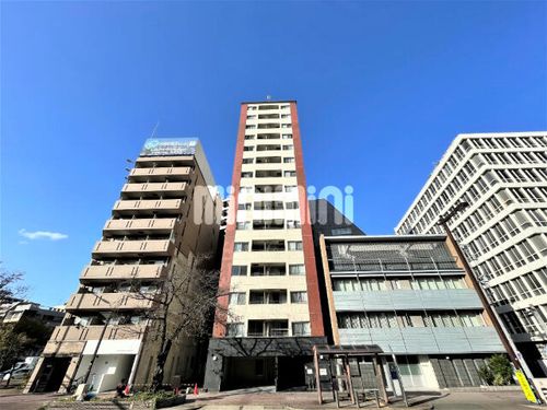 GRANDUKE代官町の外観