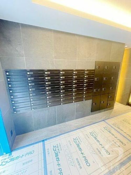 兵庫県尼崎市立花町1丁目(マンション)の賃貸物件の玄関