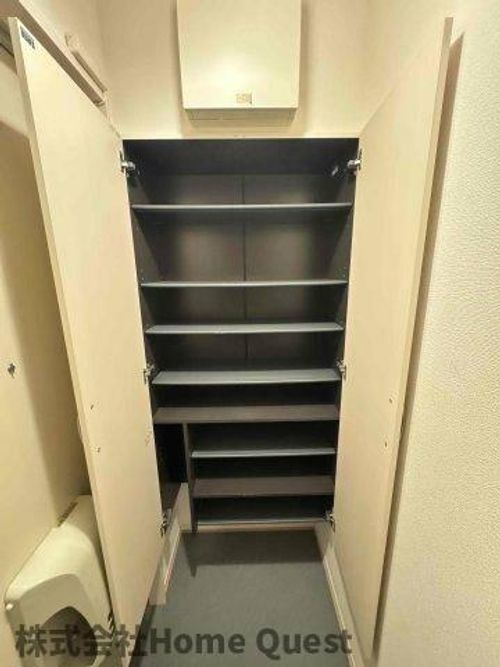 サニーコート俊徳303の内装