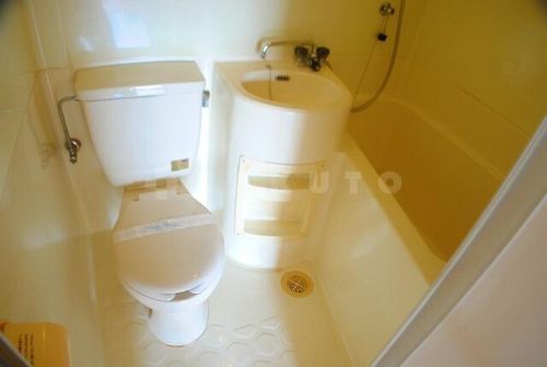 セゾン東山の内装