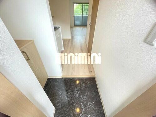 ブレーブス鶴舞の玄関