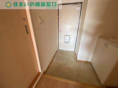 愛知県西尾市丁田町五助(アパート)の賃貸物件の玄関