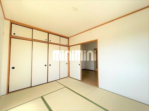 プログレス宝 A棟の居間