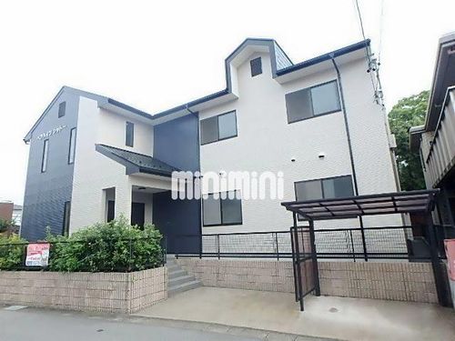 ペアハイツシャトーの外観