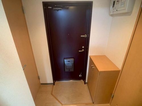 北海道札幌市中央区南二条西19丁目(マンション)の賃貸物件の玄関