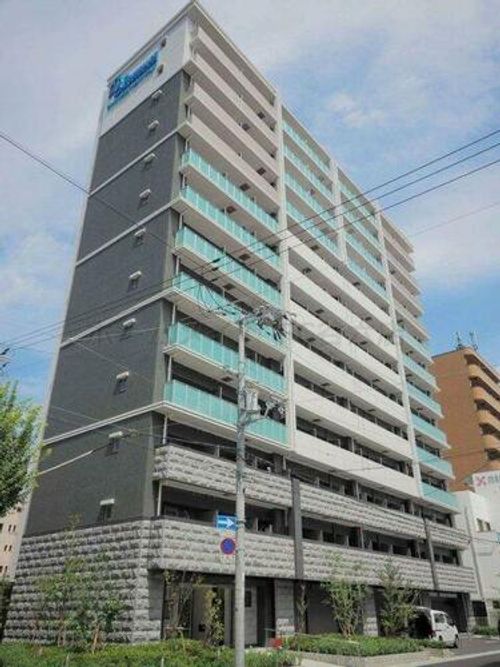 プレサンス玉造駅前の外観