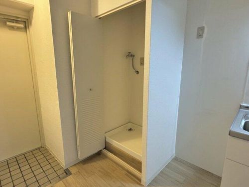 新栄建設第2ビルの内装