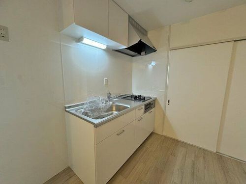新栄建設第2ビルのキッチン