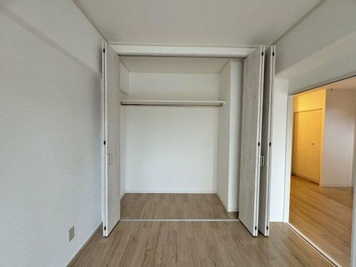 新栄建設第2ビルの内装