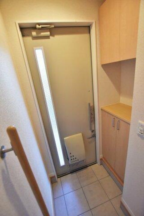 大阪府堺市美原区小平尾(アパート)の賃貸物件の玄関