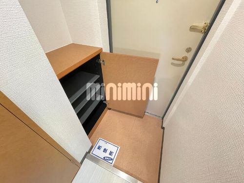 ラッフルズ東山の玄関