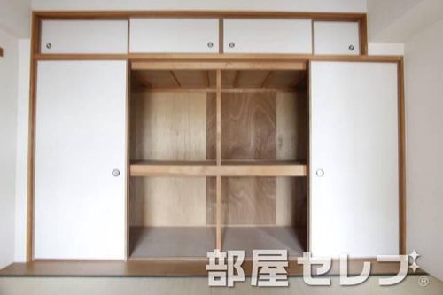 鴻ノ巣ヒルズビルの内装