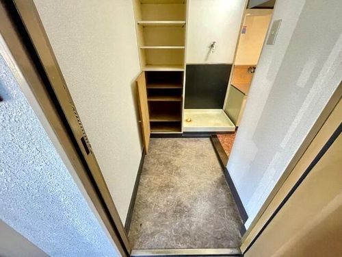 第2住吉ハイツの玄関