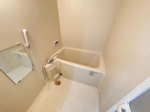 サニーヒルズ釜ヶ洞B棟の風呂