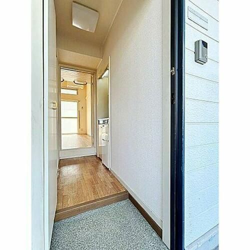 レオパレス陸前の玄関