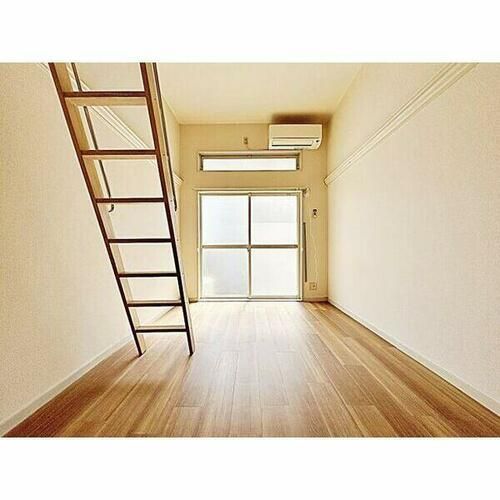 レオパレス陸前の居間