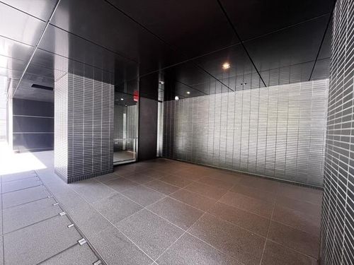 プラウドタワー名古屋丸の内の玄関