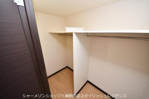 レオネクスト萩ヶ丘の内装
