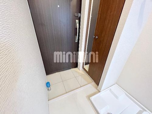 チェルトヴィータの玄関