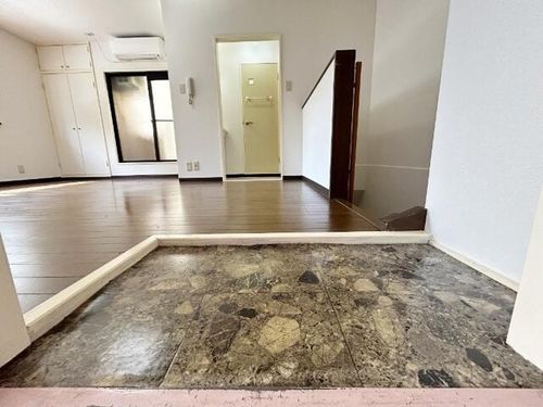 大阪府大阪市旭区新森3丁目(マンション)の賃貸物件の玄関