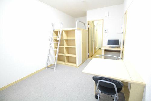 レオパレスゴールドファイブの内装