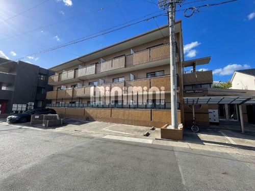 パラディーゾ大宮の外観