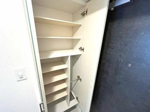 Alivis緑橋の内装