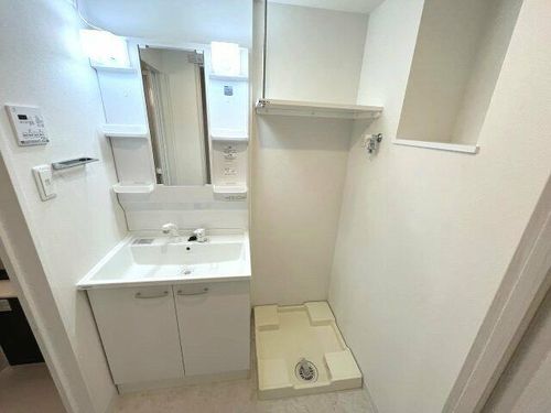 Alivis緑橋の内装