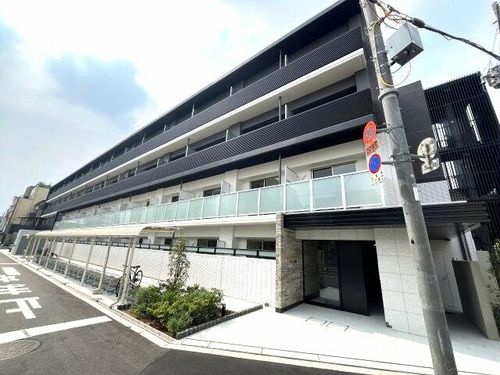 Alivis緑橋の外観