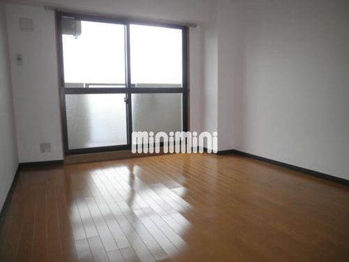 ヤマトマンション東起の居間