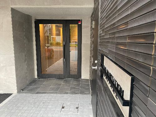 グランアビタシオンノリタケの玄関