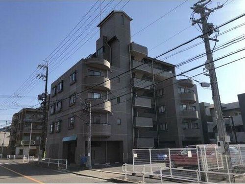 ジュノスの外観