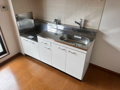 ジュネス香呂202のキッチン