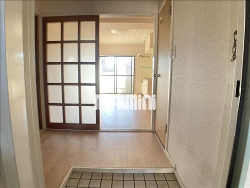 プチロワイヤルサトウの玄関